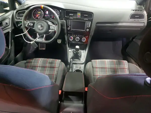 3VW547AU0HM022378 2017 VOLKSWAGEN GTI - Image 8