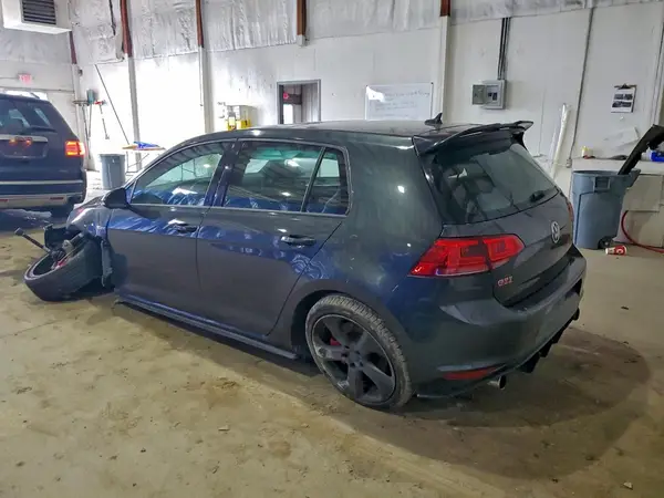 3VW547AU1GM055517 2016 VOLKSWAGEN GTI - Image 2