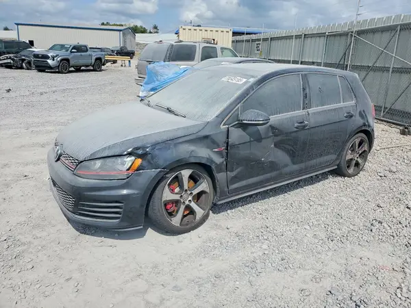 3VW547AU1HM016525 2017 VOLKSWAGEN GTI - Image 1