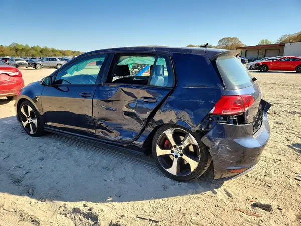 3VW547AU1HM022051 2017 VOLKSWAGEN GTI - Image 2