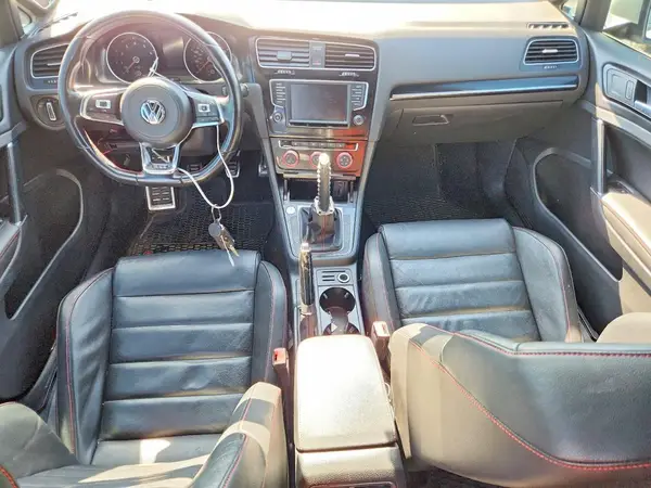 3VW547AU1HM022132 2017 VOLKSWAGEN GTI - Image 8