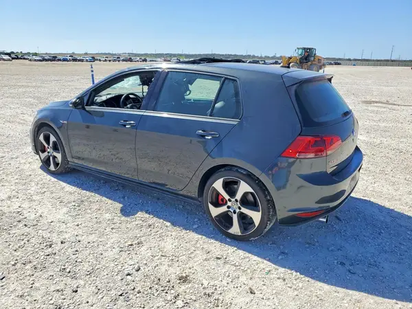 3VW547AU1HM033048 2017 VOLKSWAGEN GTI - Image 2