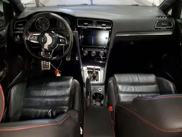 3VW547AU1JM254204 2018 VOLKSWAGEN GTI - Image 8