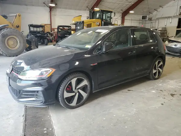 3VW547AU1JM260441 2018 VOLKSWAGEN GTI - Image 1