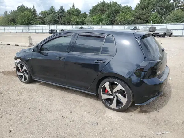3VW547AU1JM262593 2018 VOLKSWAGEN GTI - Image 2