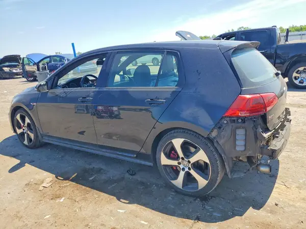 3VW547AU2HM048173 2017 VOLKSWAGEN GTI - Image 2