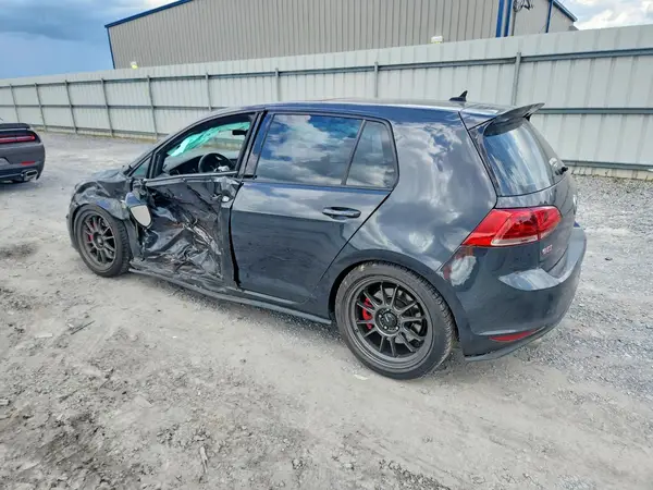 3VW547AU2HM057715 2017 VOLKSWAGEN GTI - Image 2