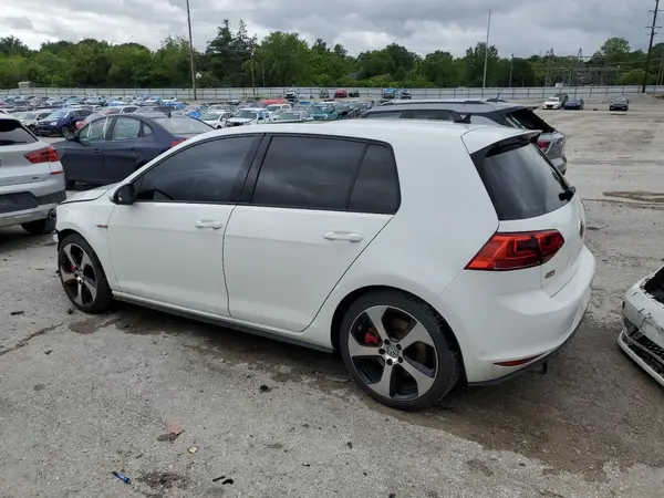 3VW547AU2HM060274 2017 VOLKSWAGEN GTI - Image 2
