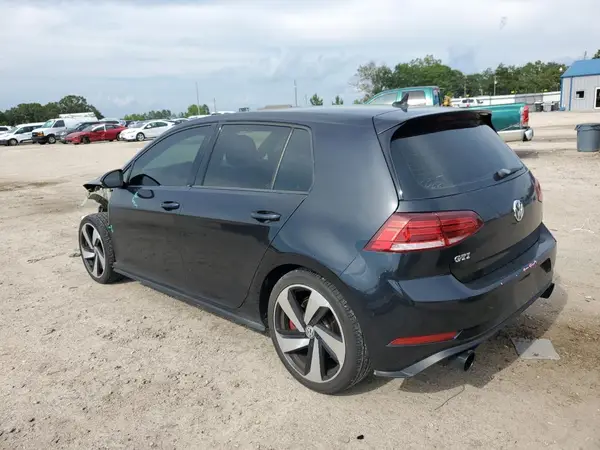 3VW547AU2JM295991 2018 VOLKSWAGEN GTI - Image 2