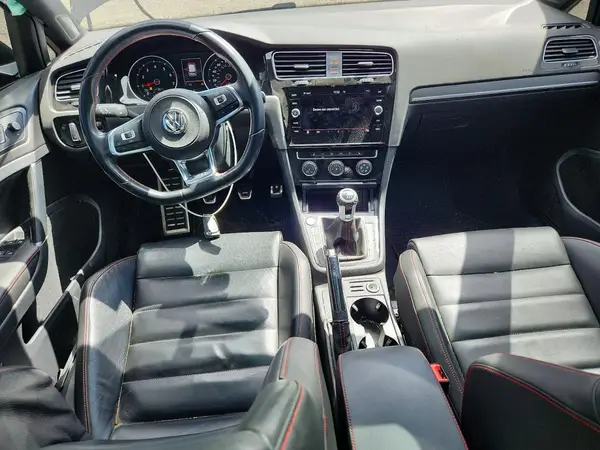 3VW547AU2JM297711 2018 VOLKSWAGEN GTI - Image 8
