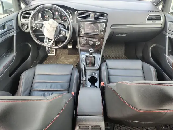 3VW547AU3GM059925 2016 VOLKSWAGEN GTI - Image 8