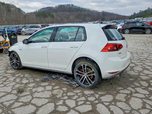 3VW547AU3HM004392 2017 VOLKSWAGEN GTI - Image 2