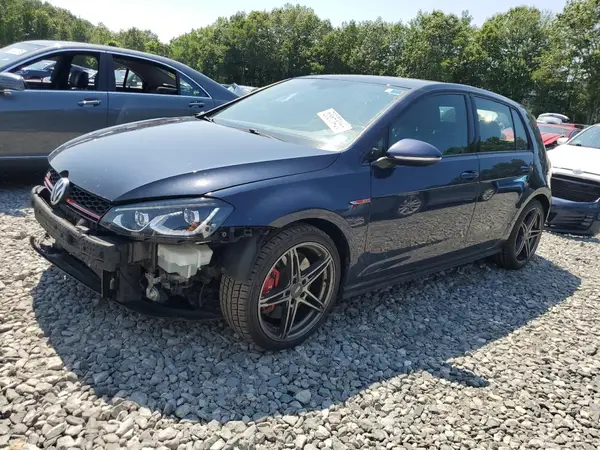 3VW547AU3HM026750 2017 VOLKSWAGEN GTI - Image 1