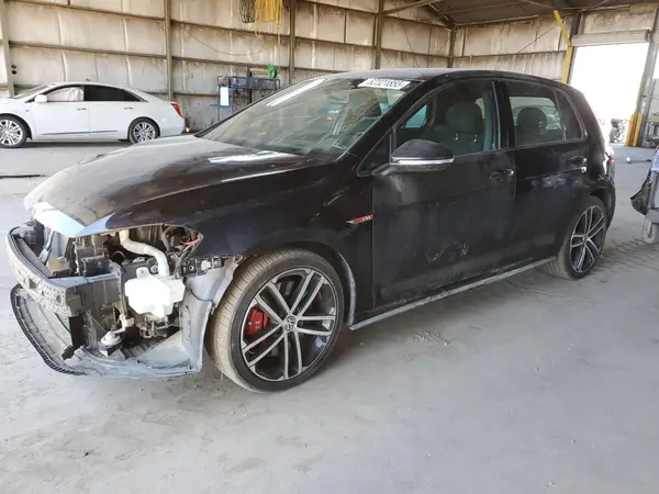 3VW547AU3HM040180 2017 VOLKSWAGEN GTI - Image 1