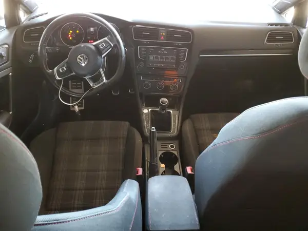 3VW547AU3HM040180 2017 VOLKSWAGEN GTI - Image 8