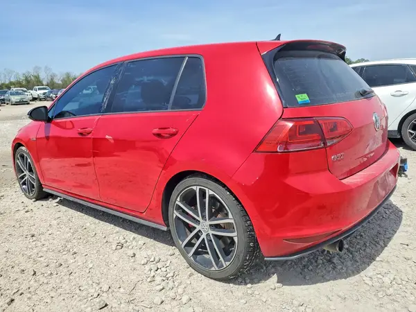 3VW547AU3HM059618 2017 VOLKSWAGEN GTI - Image 2