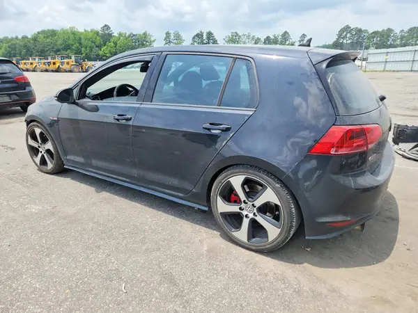 3VW547AU3HM076970 2017 VOLKSWAGEN GTI - Image 2