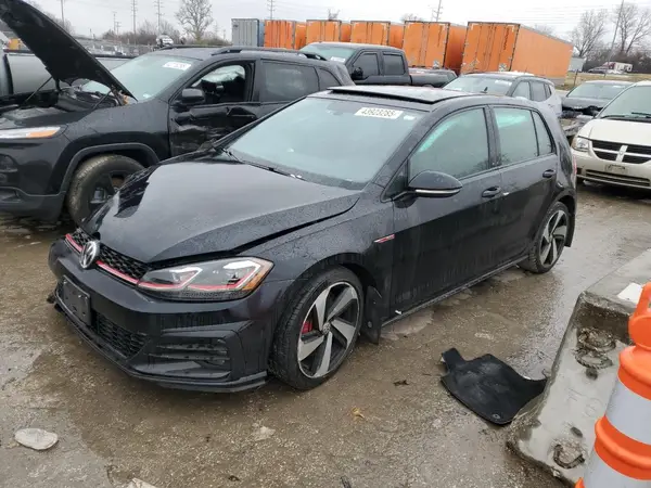 3VW547AU3JM259145 2018 VOLKSWAGEN GTI - Image 1