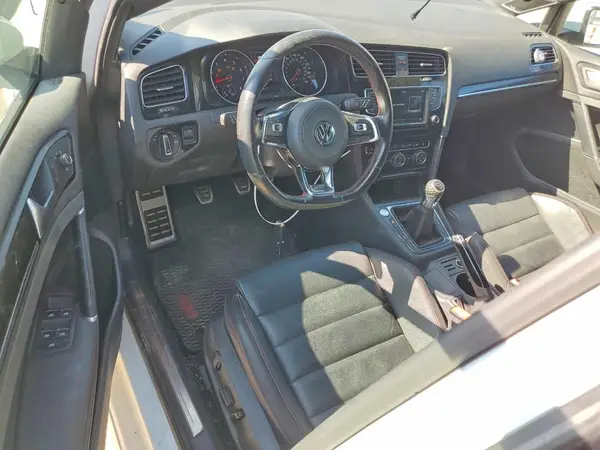 3VW547AU4HM014039 2017 VOLKSWAGEN GTI - Image 8