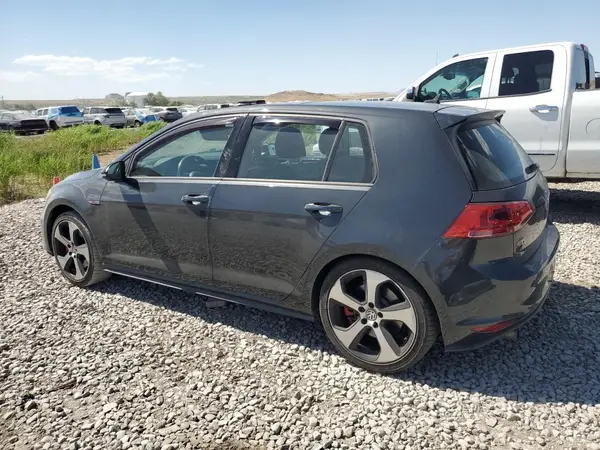 3VW547AU4HM063385 2017 VOLKSWAGEN GTI - Image 2