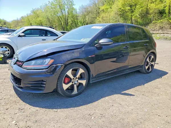 3VW547AU4HM071888 2017 VOLKSWAGEN GTI - Image 1