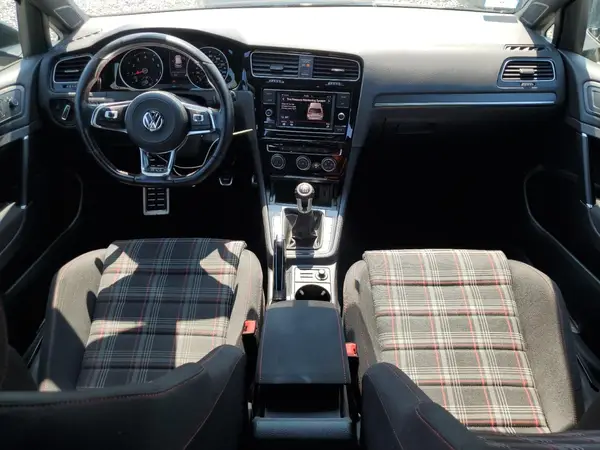 3VW547AU4JM251958 2018 VOLKSWAGEN GTI - Image 8