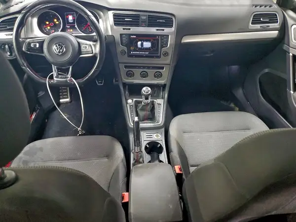 3VW547AU4JM261891 2018 VOLKSWAGEN GTI - Image 8