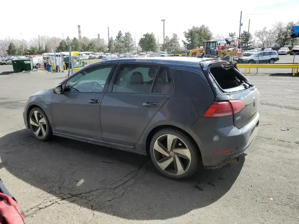 3VW547AU4JM273118 2018 VOLKSWAGEN GTI - Image 2