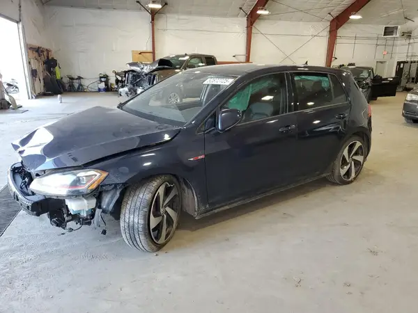 3VW547AU4JM283955 2018 VOLKSWAGEN GTI - Image 1