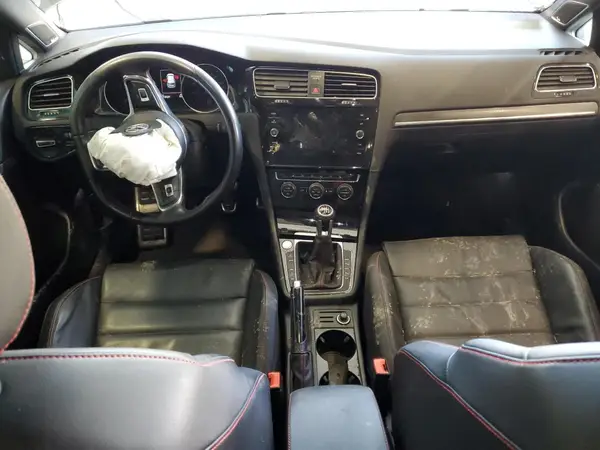 3VW547AU4JM283955 2018 VOLKSWAGEN GTI - Image 8