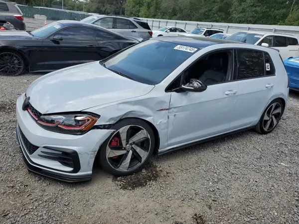 3VW547AU4JM292963 2018 VOLKSWAGEN GTI - Image 1