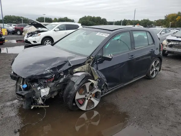 3VW547AU5GM005462 2016 VOLKSWAGEN GTI - Image 1