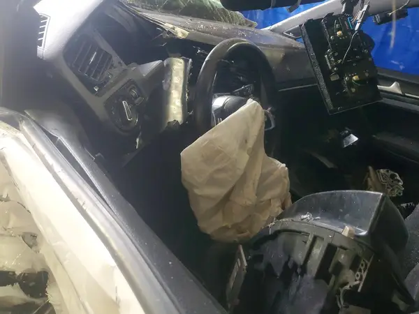 3VW547AU5GM015716 2016 VOLKSWAGEN GTI - Image 8