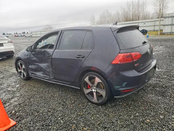 3VW547AU5HM036731 2017 VOLKSWAGEN GTI - Image 2