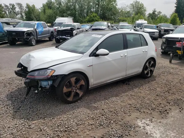 3VW547AU5HM054078 2017 VOLKSWAGEN GTI - Image 1