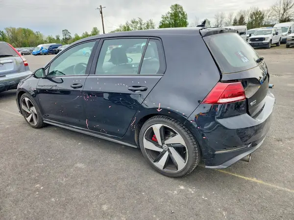 3VW547AU5JM287836 2018 VOLKSWAGEN GTI - Image 2