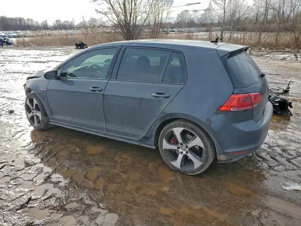 3VW547AU6GM028233 2016 VOLKSWAGEN GTI - Image 2