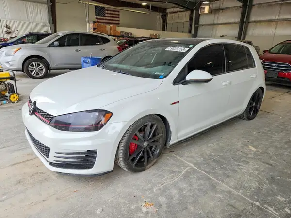 3VW547AU6GM051043 2016 VOLKSWAGEN GTI - Image 1