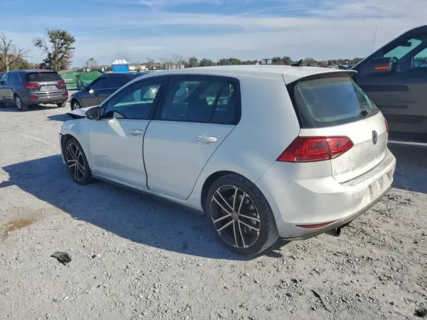 3VW547AU6HM024250 2017 VOLKSWAGEN GTI - Image 2