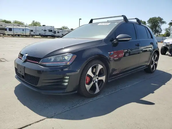 3VW547AU6HM034745 2017 VOLKSWAGEN GTI - Image 1