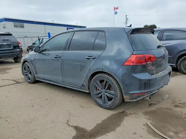 3VW547AU6HM051710 2017 VOLKSWAGEN GTI - Image 2