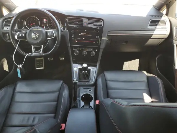 3VW547AU6JM256238 2018 VOLKSWAGEN GTI - Image 8