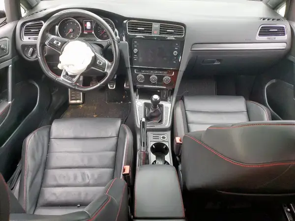 3VW547AU6JM285397 2018 VOLKSWAGEN GTI - Image 8