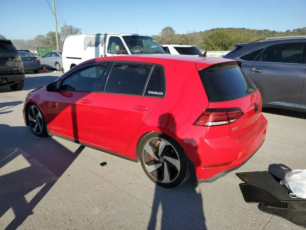 3VW547AU6JM289658 2018 VOLKSWAGEN GTI - Image 2