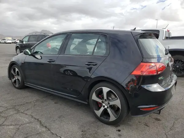 3VW547AU7GM051746 2016 VOLKSWAGEN GTI - Image 2