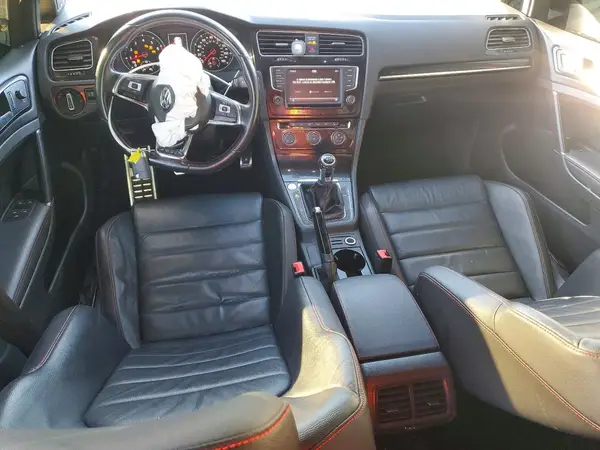 3VW547AU7HM010387 2017 VOLKSWAGEN GTI - Image 8