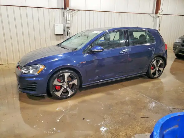 3VW547AU7HM011104 2017 VOLKSWAGEN GTI - Image 1