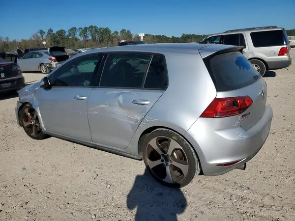 3VW547AU7HM016206 2017 VOLKSWAGEN GTI - Image 2
