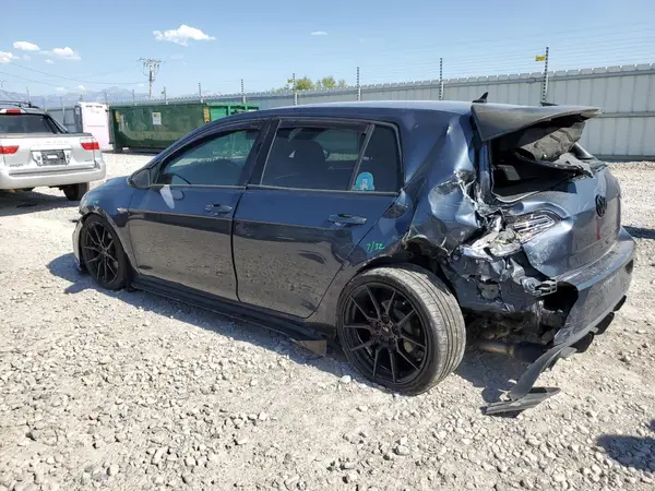 3VW547AU7JM254479 2018 VOLKSWAGEN GTI - Image 2