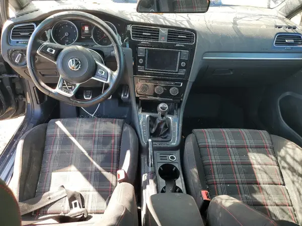 3VW547AU7JM265708 2018 VOLKSWAGEN GTI - Image 8
